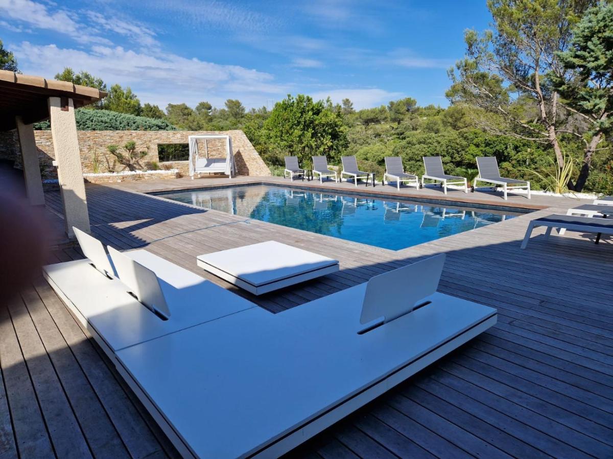 Magnifique Villa De Luxe Au Coeur De La Garrigue Nîmes Exterior foto